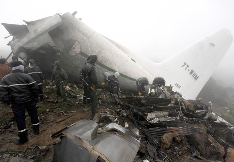 Algeria dismisses imams who did not perform funerals prayer in absentia for military plane crash victims
