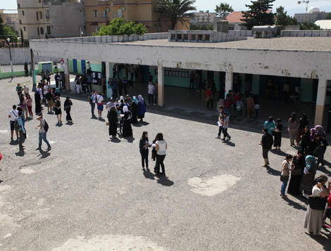 Sellal sauve l’année scolaire en intervenant pour la deuxième fois