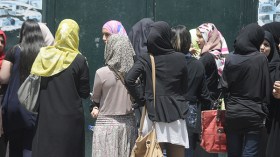 تلاميذ نهائي خارج أقسامهم.. وأولياء يطالبون بإيفاد لجان تحقيق بالثانويات