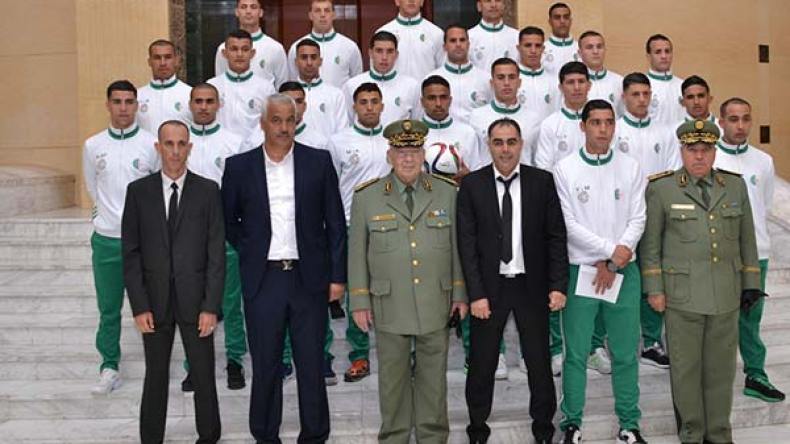 Mondial militaire de football : Gaïd Salah honore l’EN