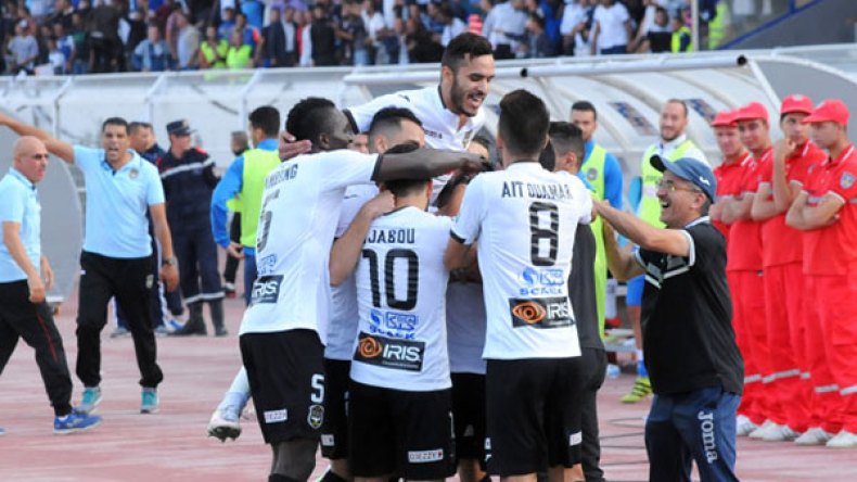 “الوفاق” في النهائي التاسع والكأس التاسعة على بعد 90 دقيقة