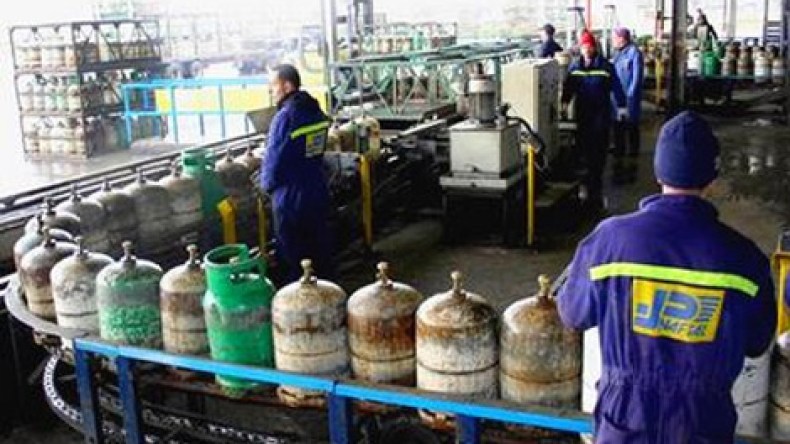 مؤسسة نفطال تمنع بيع قارورات الغاز الفارغة
