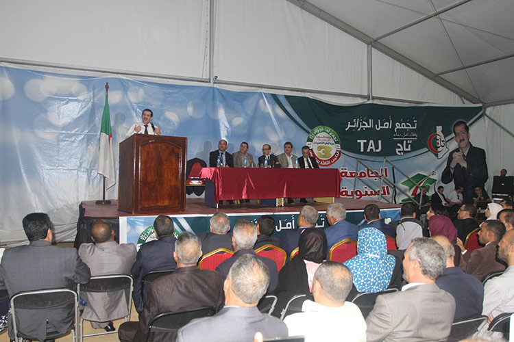 Ghoul:”Les responsables doivent réduire leurs salaires de 7%”