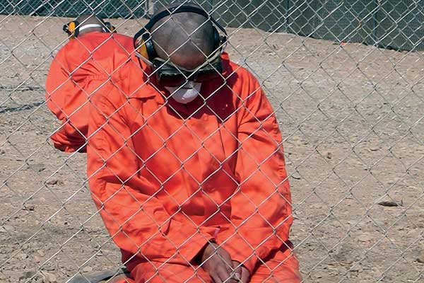 Deux Algériens  sont restés  à Guantanamo
