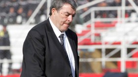 حناشي يجتمع بأعضاء المكتب ويطالبهم بضخ الأموال قبيل سفرية ليبيريا