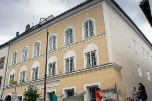 L’Autriche veut raser la maison natale d’Hitler