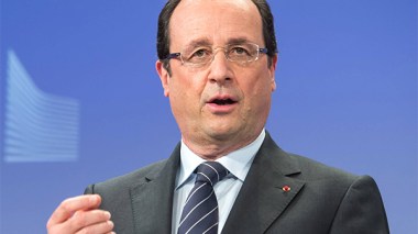 Crimes coloniaux : Un militant français tacle Holande