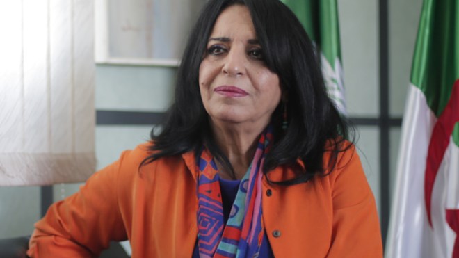 “هوارية” للكاتبة الجزائرية إنعام بيوض في القائمة الطويلة لجائزة “بوكر العربية”