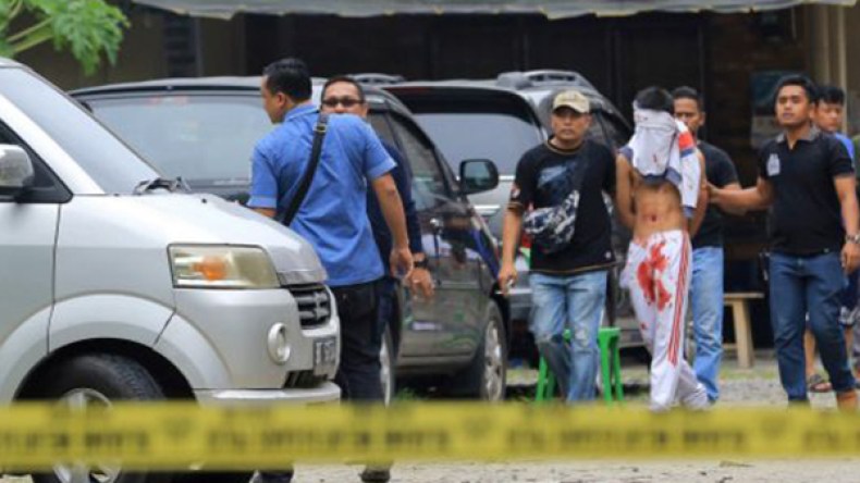 مهاجم كنيسة إندونيسيا مهووس بزعيم “داعش”