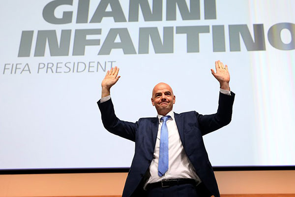 Gianni Infantino élu président de la FIFA