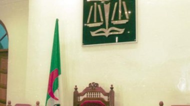 Tribunal militaire de Blida: mandat d’arrêt à l’encontre du général Hassan