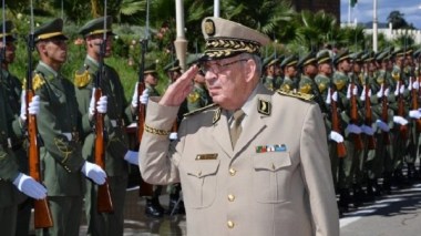 Gaïd  Salah : « La formation est un passage obligé pour promouvoir les capacités opérationnelles de l’ANP »