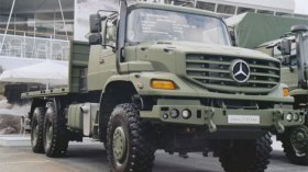 الجزائر تنتج أول شاحنة “مرسيدس بنز”