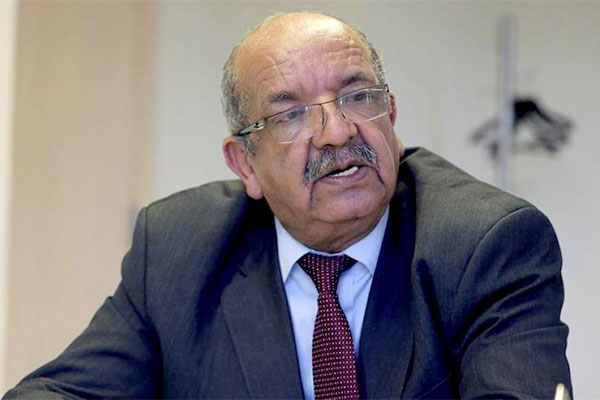 Messahel rencontre l’Emir du Qatar