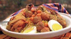 مقطفة بالدجاج