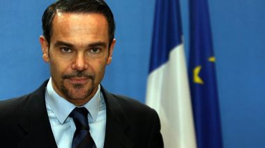 Quai d’Orsay: « La fouille du ministre Grine est un incident regrettable »