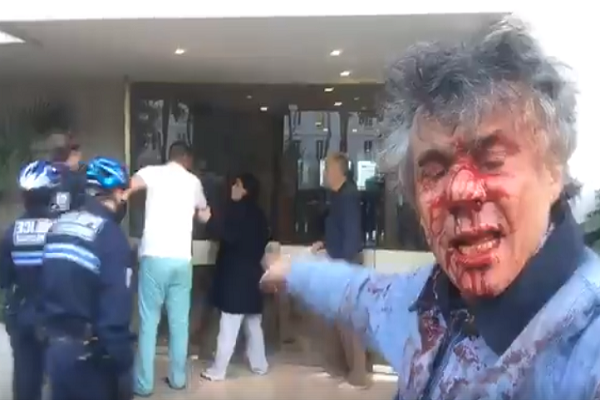 Rachid Nekkaz roué de coups par le fils de Saadani