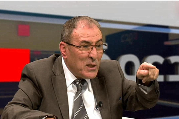 Noureddine Aït Hamouda: «Le RCD prépare son allégeance au FLN»