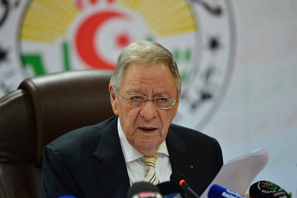 Décision de Bouteflika sur la privatisation: Le FLN se félicite