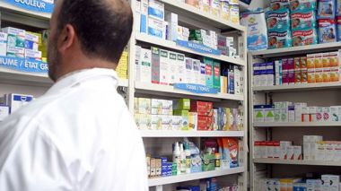 Boudiaf exige une pharmacie dans chaque établissement de santé