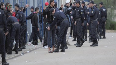 Ain Benian : Violents affrontements entre la gendarmerie et les habitants
