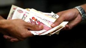 ضبط موظفين متلبسين بتلقي رشوة في معسكر