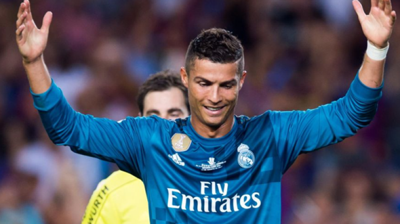 البرتغالي رونالدو في طريقه نحو مانشيستر يونايتد