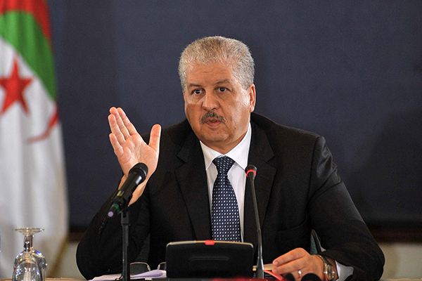 Sellal ordonne l'interdiction des «dénonciations anonymes»