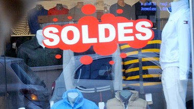 Les soldes, la plus grande arnaque du siècle en Algérie !