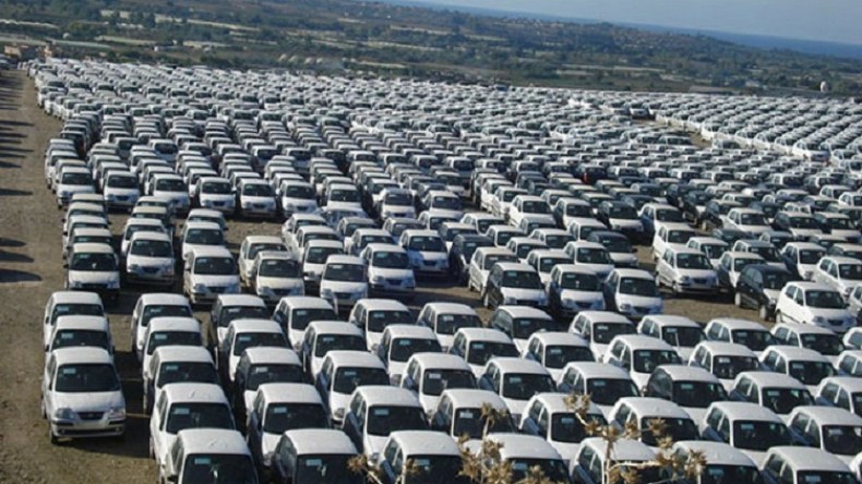 انخفاض واردات السيارات بـ 820 مليون دولار