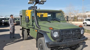 L’Armée réceptionne 327 véhicules Mercedes Benz multifonctions