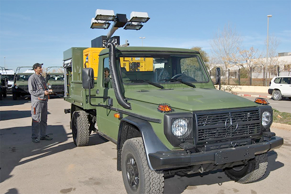 L’Armée réceptionne 327 véhicules Mercedes Benz multifonctions