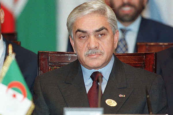 Zeroual se porte bien, affirment ses proches