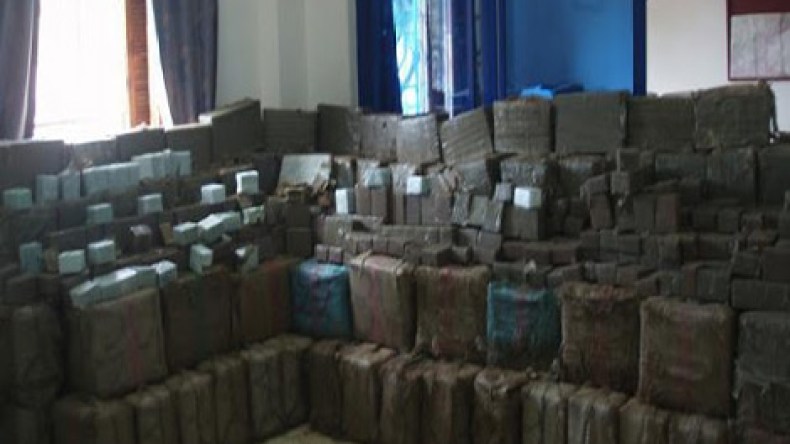 حجز أكثر من 8 قناطير من الكيف المعالج بمغنية