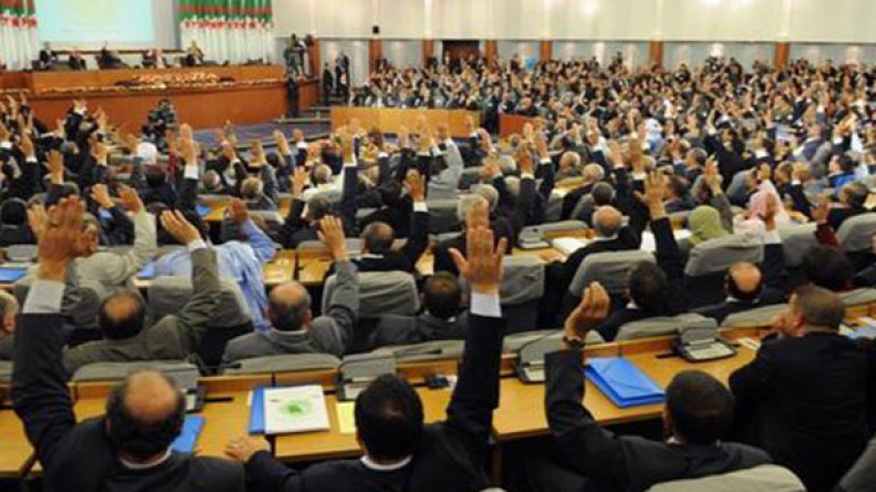 تنصيب اللجنة الموسعة المشتركة لغرفتي البرلمان