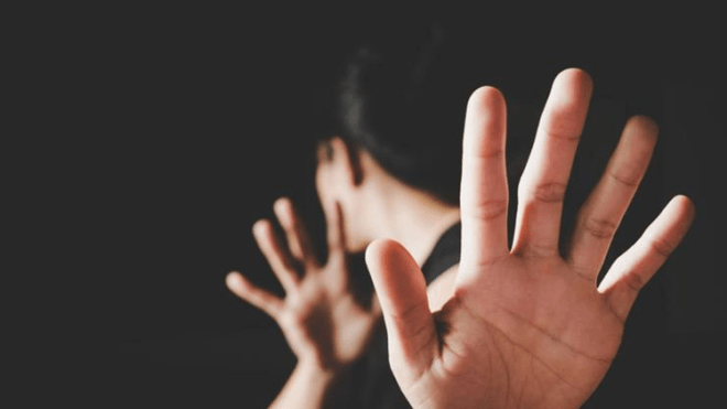 مابين التحرش والاغتصاب وأسطورة المرأة الجالبة للشر!