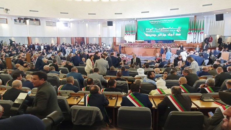 انتهى الكذب والفستي!