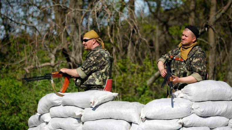 استئناف المعارك في أوكرانيا وموسكو تتعرض لضغوط