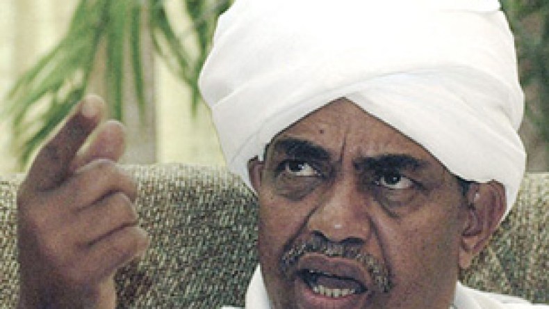 المبعوث الأمريكي في ضيافة الترابي