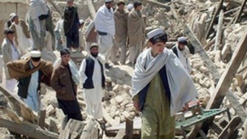 مقتل 33 مدنيا في أفغانستان في غارة جوية