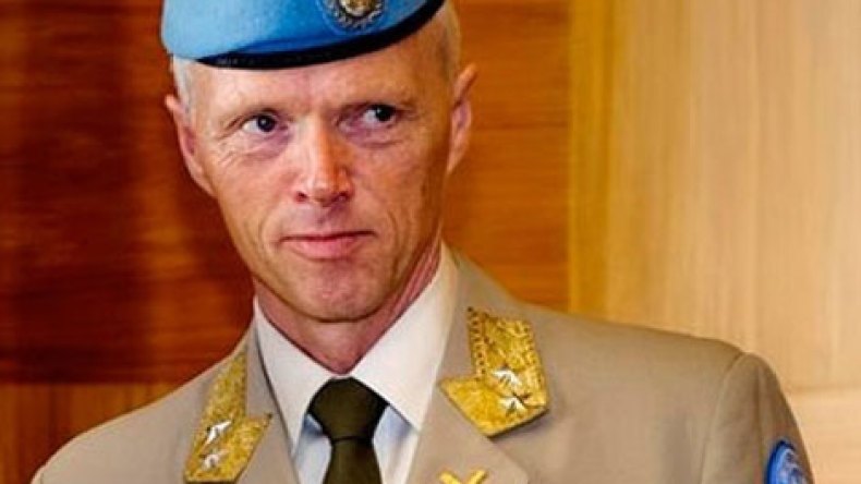 بعثة المراقبين الدوليين تعلق عملها في سوريا