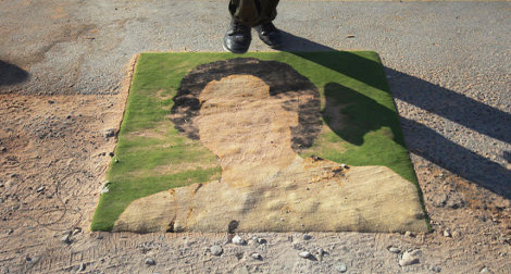 A Tripoli, des milliers d'affiches remplacent les portraits de Kadhafi