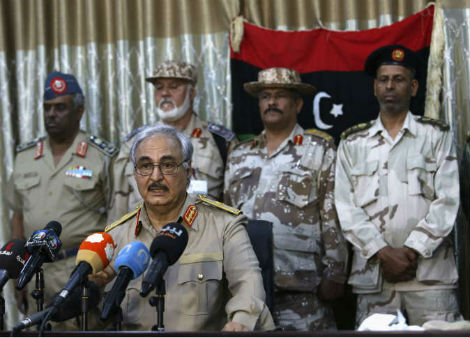 Les forces d'Haftar récupèrent des milices à Benghazi