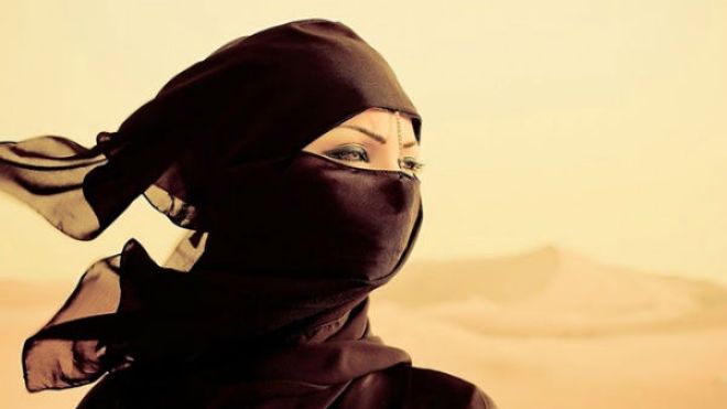 خطيبي يريدني أن أتنازل عن مهري وتكاليف الزفاف!