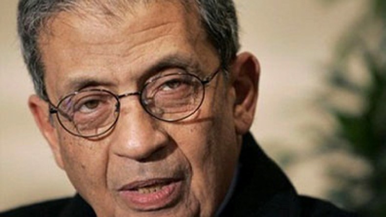 عمرو موسى ينجو من الموت إثر حادث تصادم