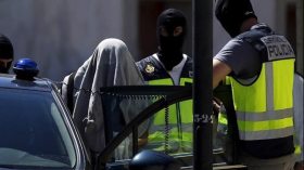توقيف 14 شخصا في عملية أمنية إسبانية مغربية
