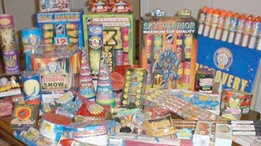 Des pétards fabriqués avec des produits chimiques