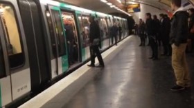 فرنسي من أصول موريتانية يعتزم مقاضاة أنصار تشيلسي