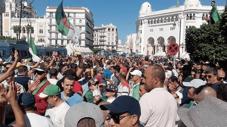 “فخامة الشعب” هو الرئيس