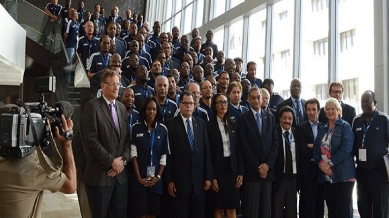 الفيفا تريد منتخبا إفريقيا في نهائي كأس العالم